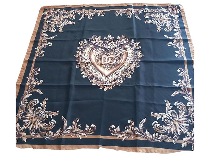 Lenço Dolce & Gabbana em seda preto com coração barroco - vista 2