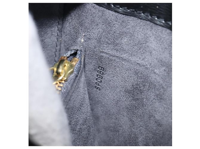 Louis Vuitton Buci Epi Leather - vista 7