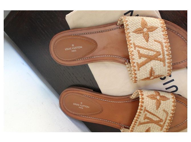 Louis Vuitton Lock It Sandalias Monogram Rafia - vista 3