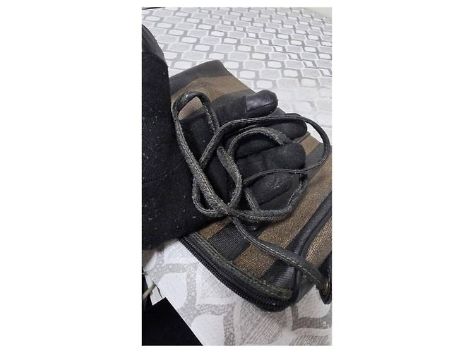 Fendi Pequin Gestreifte Schultertasche Schwarz/Beige - Ansicht 7