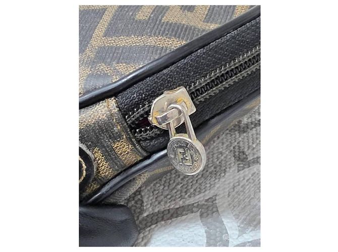 Borsa a tracolla Fendi Zucca in tela e pelle - Marrone - vista 7