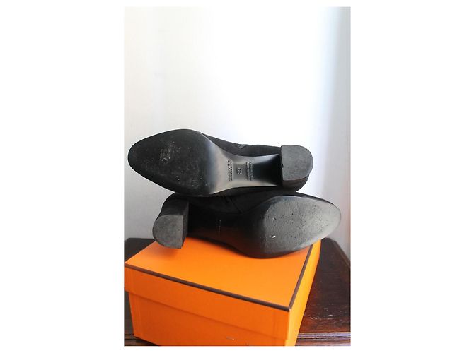 Hermès Saint Germain Wildleder Stiefeletten Schwarz - Ansicht 13