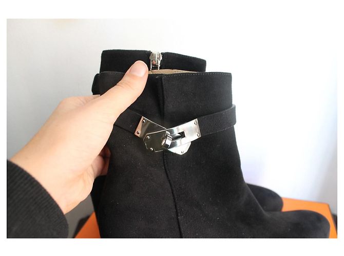 Hermès Saint Germain Wildleder Stiefeletten Schwarz - Ansicht 3