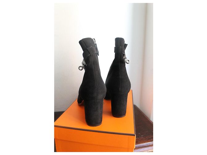 Hermès Saint Germain Wildleder Stiefeletten Schwarz - Ansicht 8
