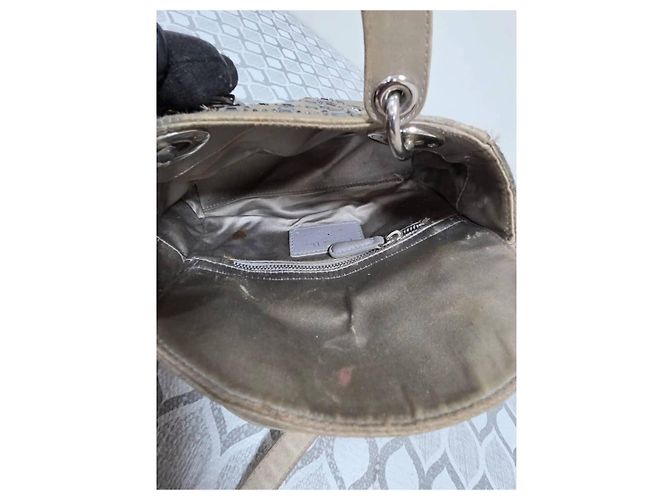 Christian Dior Mini Lady Dior Borsa in Raso e Cristalli - Grigio - vista 16