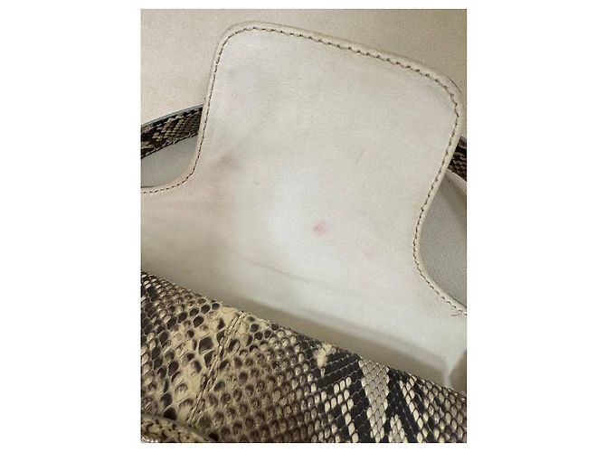 Vintage Valentino Garavani Schultertasche gebraucht - Ansicht 6
