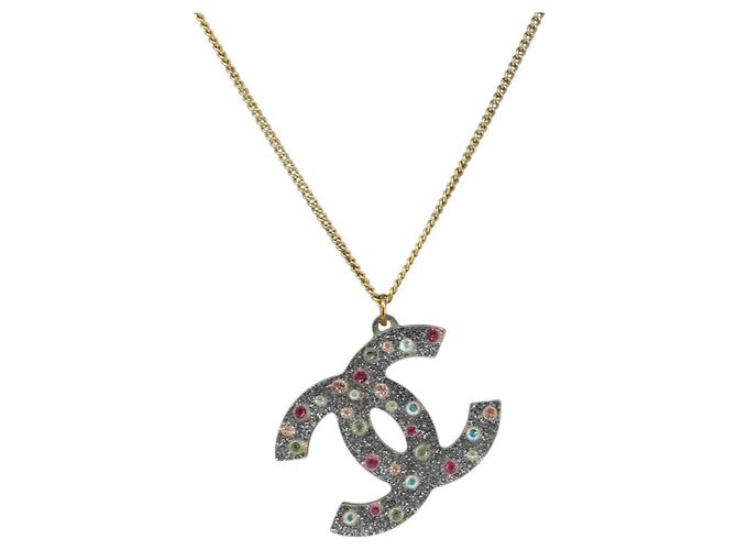 Pendente Chanel CC in metallo impreziosito da cristalli multicolore - vista 3