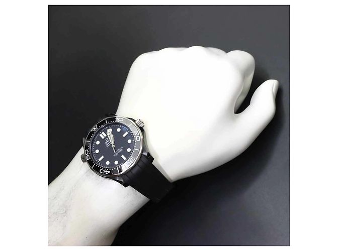 Orologio da uomo Omega Seamaster Diver 300 Co-Axial - vista 4