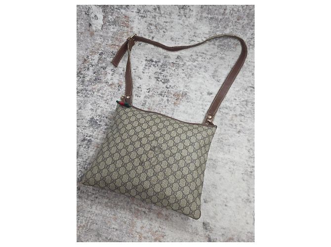Bolso de hombro Gucci GG Supreme - vista 2