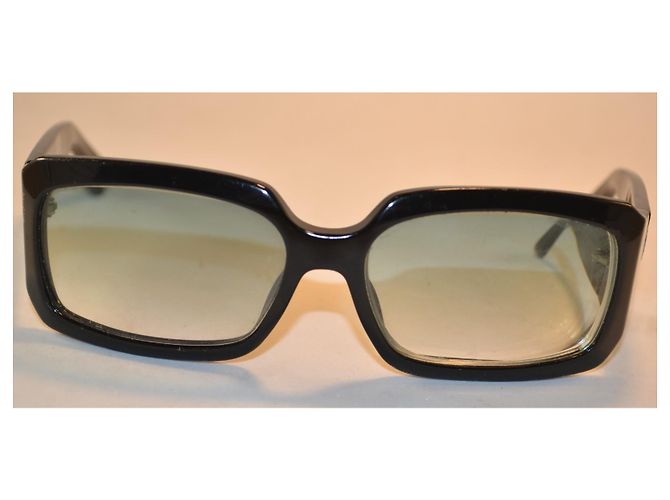 Gucci GG2593/S Sonnenbrille aus schwarzem Kunststoff - Ansicht 2
