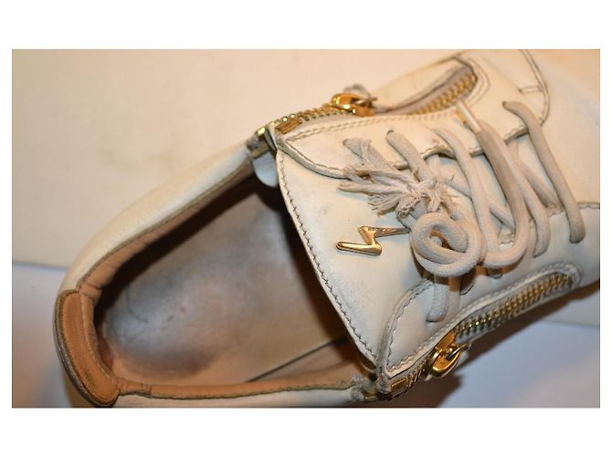 Giuseppe Zanotti Sneakers in Pelle Bianca con Zip Dorate - vista 7