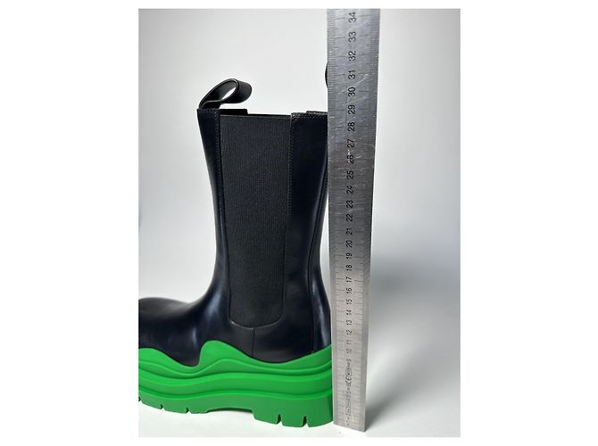 Bottega Veneta Tire – Black Leather Boots with Green Sole – Size 38 - vista 15