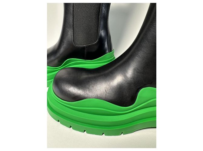 Bottega Veneta Tire – Black Leather Boots with Green Sole – Size 38 - vista 19
