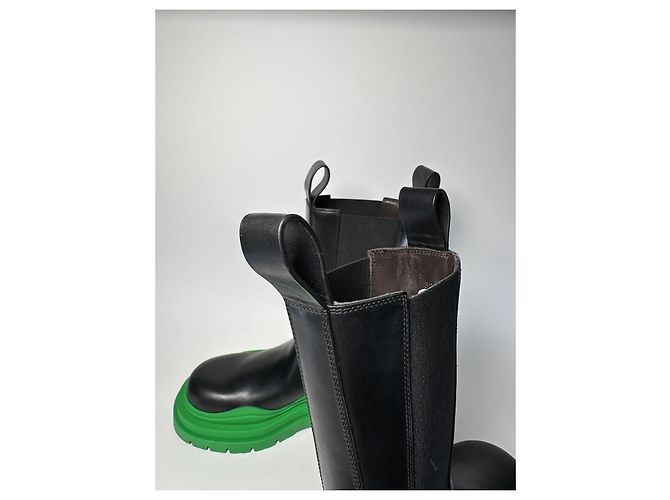 Bottega Veneta Tire – Black Leather Boots with Green Sole – Size 38 - vista 20