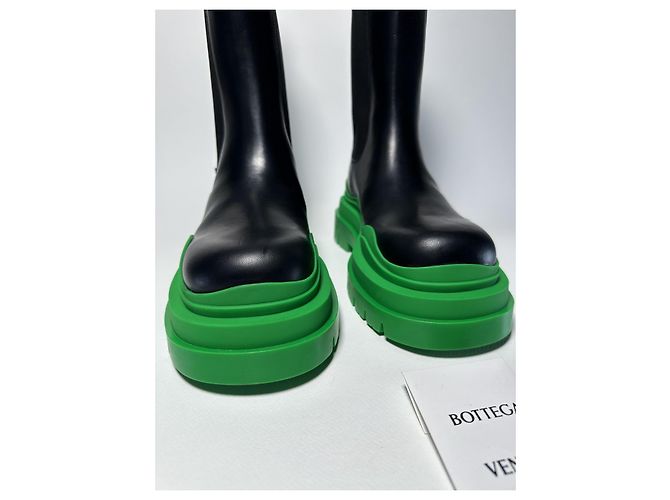 Bottega Veneta Tire – Black Leather Boots with Green Sole – Size 38 - vista 9