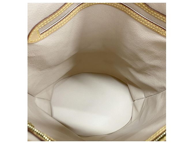 Bolso Tote Louis Vuitton Monogram Bucket GM - vista 4