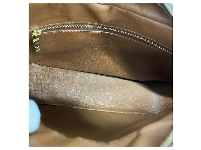 Bolsa de Ombro Louis Vuitton Monogram Boulogne 30 - vista 4