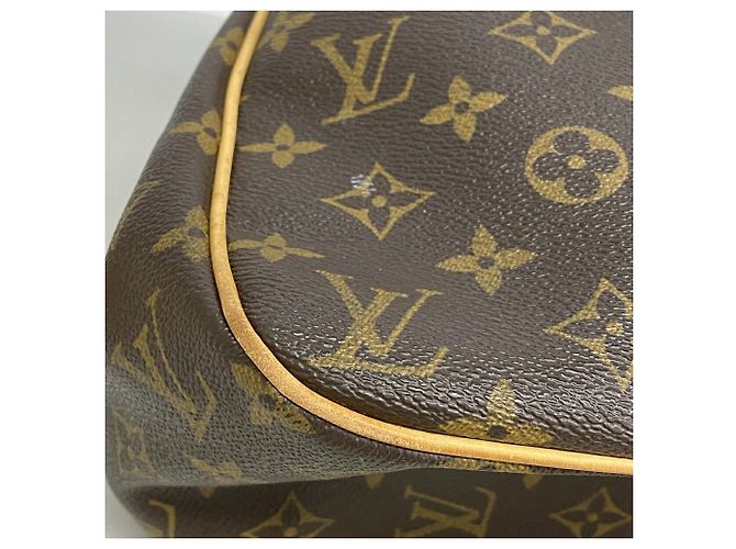 Louis Vuitton Monogram Batignolles Horizontal Tote Bag - view 11