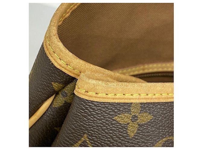Louis Vuitton Monogram Batignolles Horizontal Tote Bag - view 6