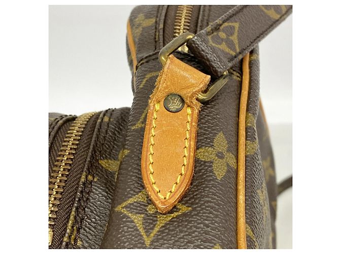Louis Vuitton Monogram Amazon Shoulder Bag - view 7