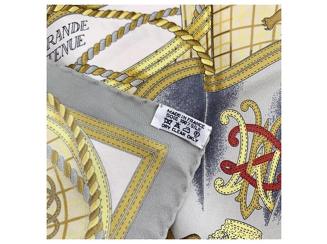 Hermès Hermes Vintage Foulard di seta grigio Grande Tenue d'Origny 40x40 - vista 7