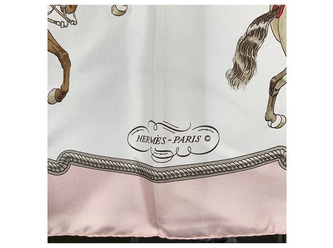 Hermès Vintage Reprise Ledoux 1970 Seidentuch in Rosa und Weiß - Ansicht 3