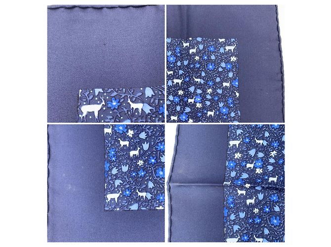 Foulard in seta Hermès Vintage blu navy con motivo di cervi e fiori 40x40 - vista 4