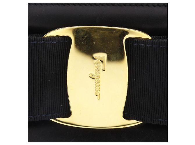 Borsa 2way Salvatore Ferragamo Vara Ribbon in vitello - vista 14
