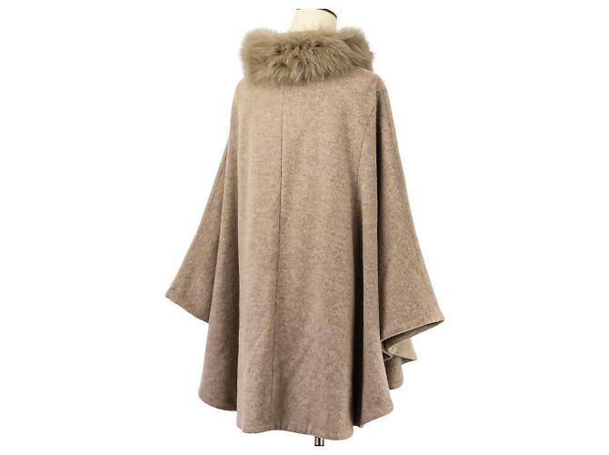 Autre Marque La MODE Fox Fur Wool Poncho Coat - view 6