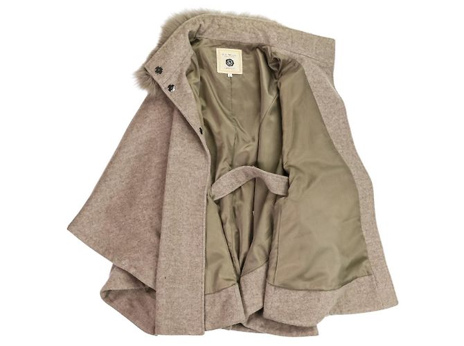 Autre Marque La MODE Fox Fur Wool Poncho Coat - view 7