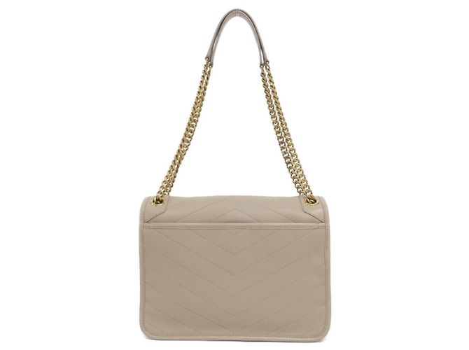 Yves Saint Laurent Bolsa de Ombro Saint Laurent Niki Medium em pele de cordeiro - vista 2