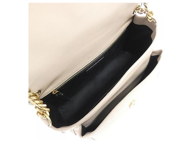 Yves Saint Laurent Bolsa de Ombro Saint Laurent Niki Medium em pele de cordeiro - vista 8