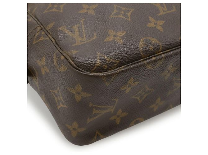 Louis Vuitton Trousse Toilette Monogram Pouch - vista 3