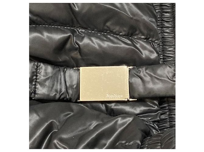 Max Mara Studio Daunenmantel aus weichem Nylon - Ansicht 6