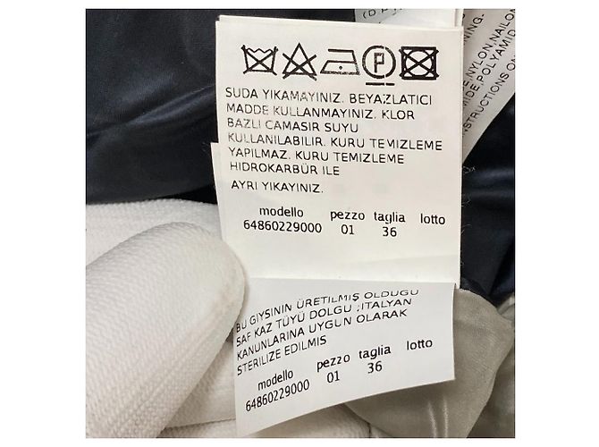 Max Mara Studio Daunenmantel aus weichem Nylon - Ansicht 9