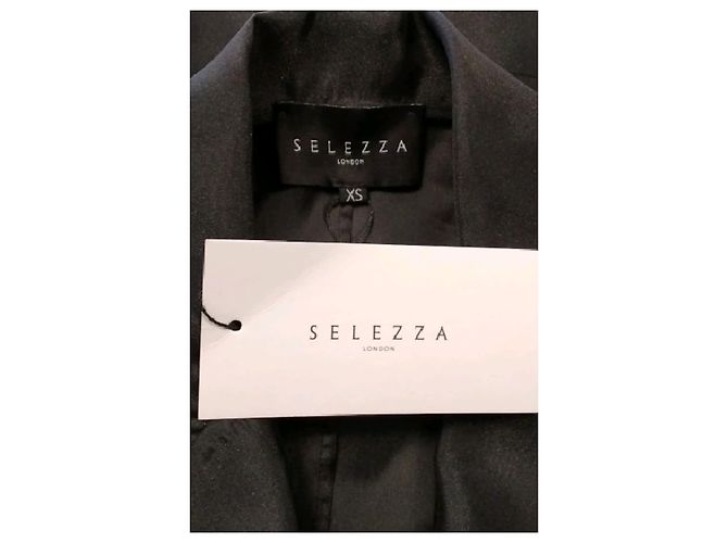 Autre Marque SELEZZA Kurzer schwarzer Blazer - Ansicht 7