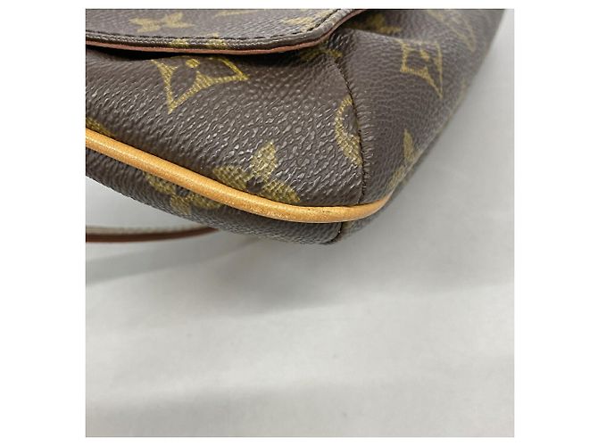 Borsa a tracolla Louis Vuitton Monogram Musette Tango - vista 6
