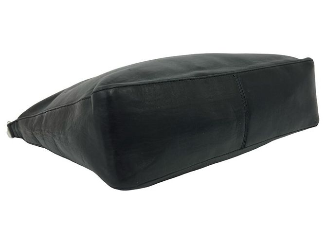 Fendi Schultertasche aus schwarzem Leder - Ansicht 7