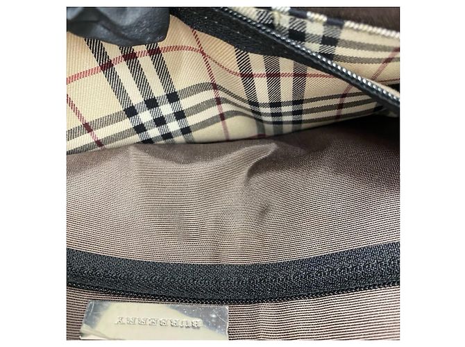 Burberry Handtasche aus schwarzem Leder - Ansicht 10