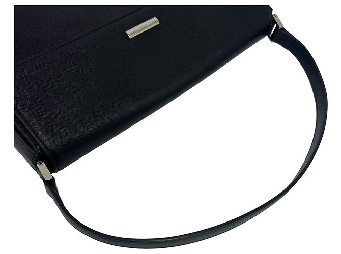 Burberry Handtasche aus schwarzem Leder - Ansicht 4