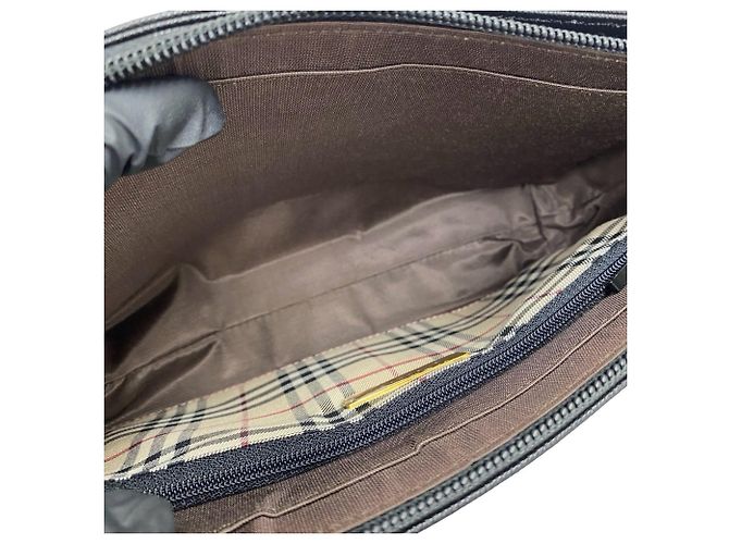 Burberry Schultertasche aus schwarzem Leder - Ansicht 9