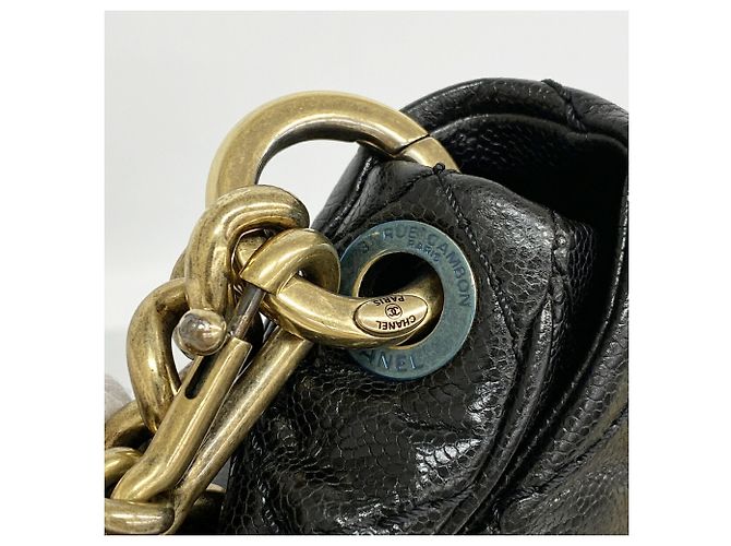 Borsa a tracolla Chanel Matelassé con catena - vista 9