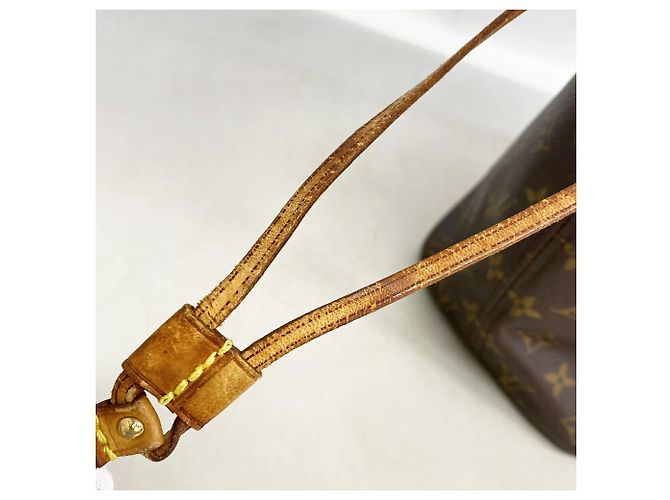 Saco Tote Louis Vuitton Monogram Neverfull MM - vista 11