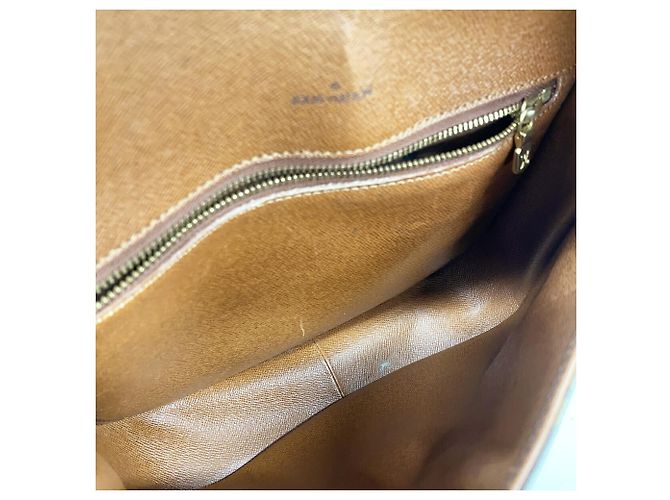 Bolso de hombro Louis Vuitton Monogram Saint Cloud GM - vista 4