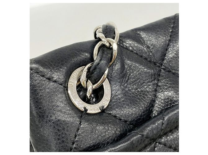 Chanel Matelassé Schultertasche mit Kette - Ansicht 11