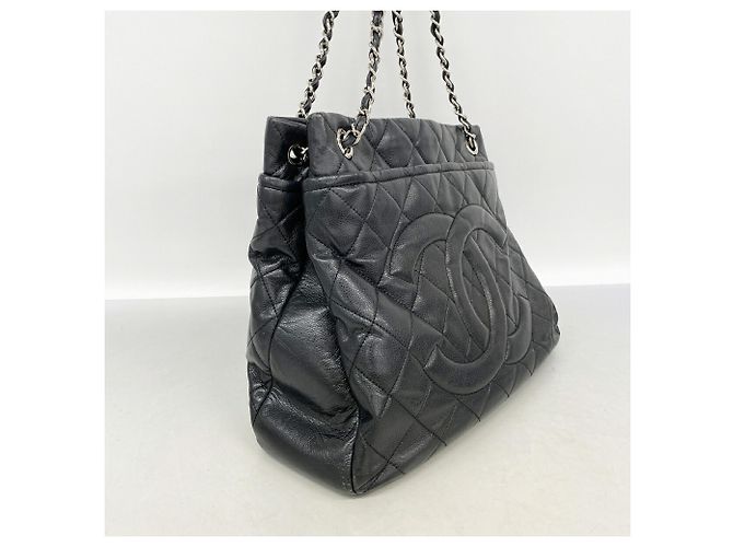 Chanel Matelassé Schultertasche mit Kette - Ansicht 2