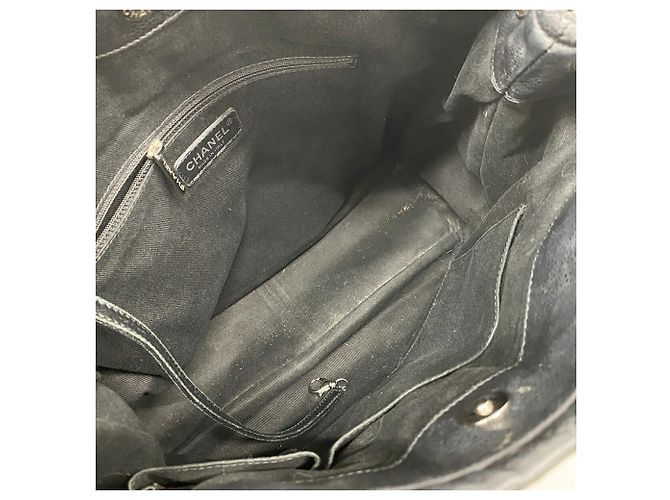 Chanel Matelassé Schultertasche mit Kette - Ansicht 4