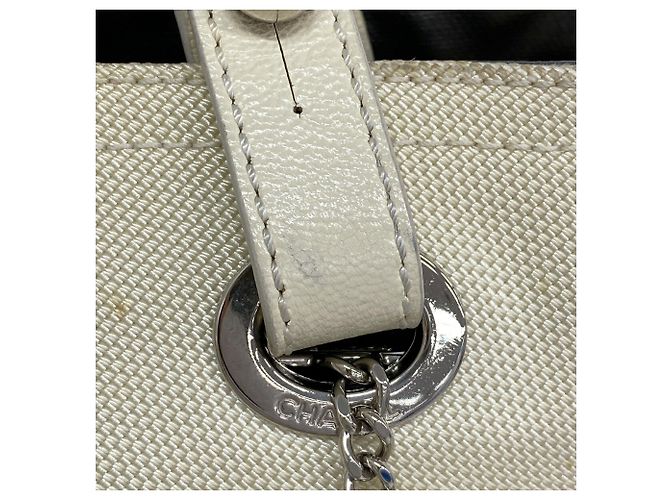 Bolso Tote Chanel en Marfil y Plata - vista 8
