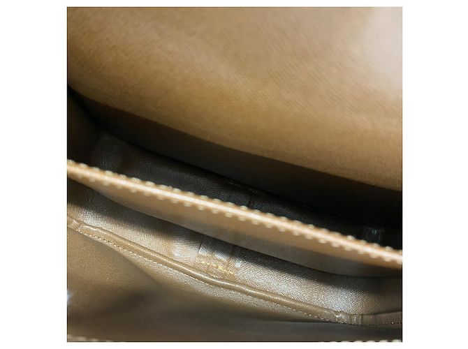 Bolso de hombro Louis Vuitton Monogram Cartouchiere MM - vista 4