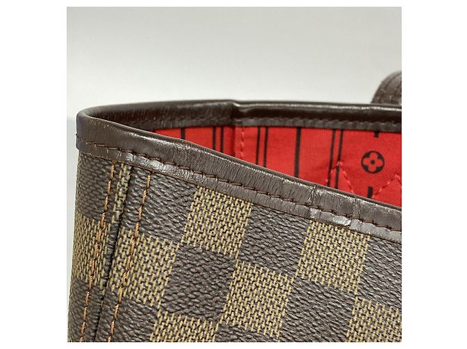Louis Vuitton Damier Neverfull MM Tote Bag - view 8